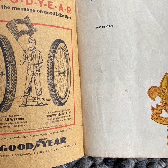 Vintage Boy Scouts Handbook from 1963 - Picture 2 of 5